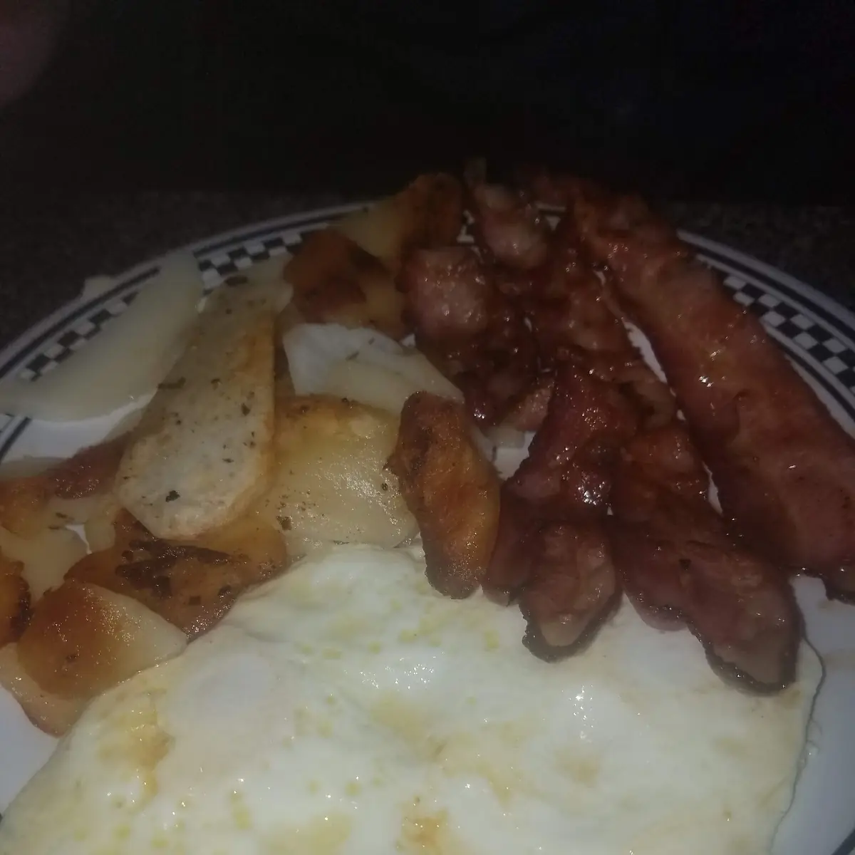 2 Eggs Bacon and Home Fries