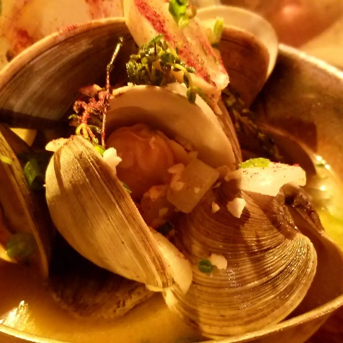 Old Place Steamed Clams