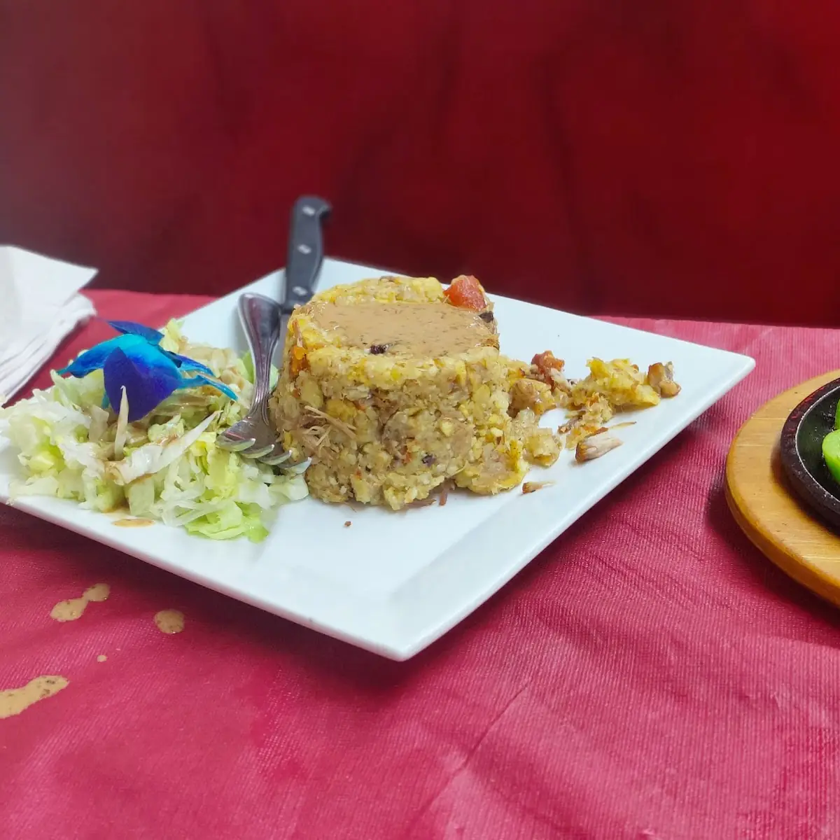 Mofongo Y Ensalada