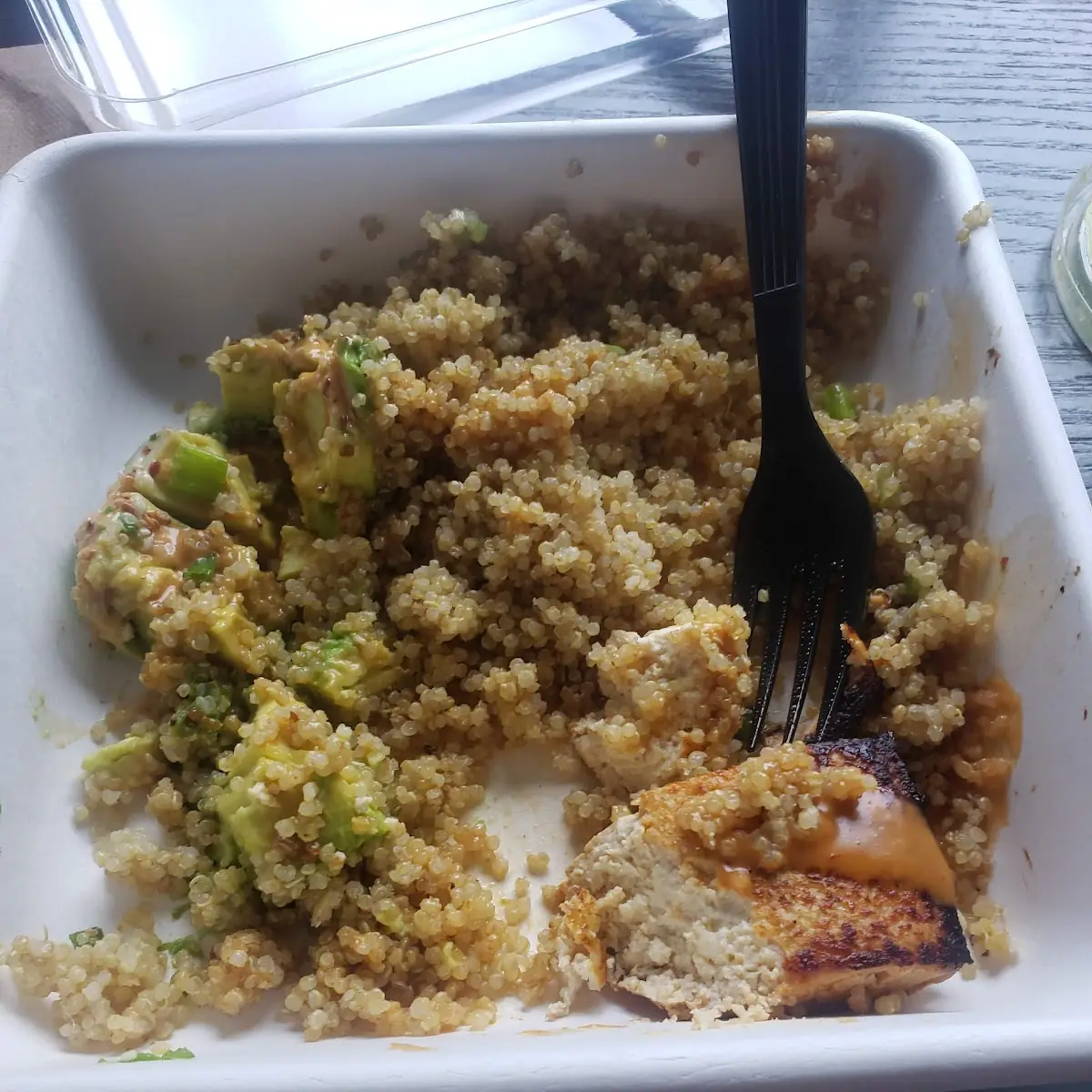 Quinoa Bowl Avocado and Tofu