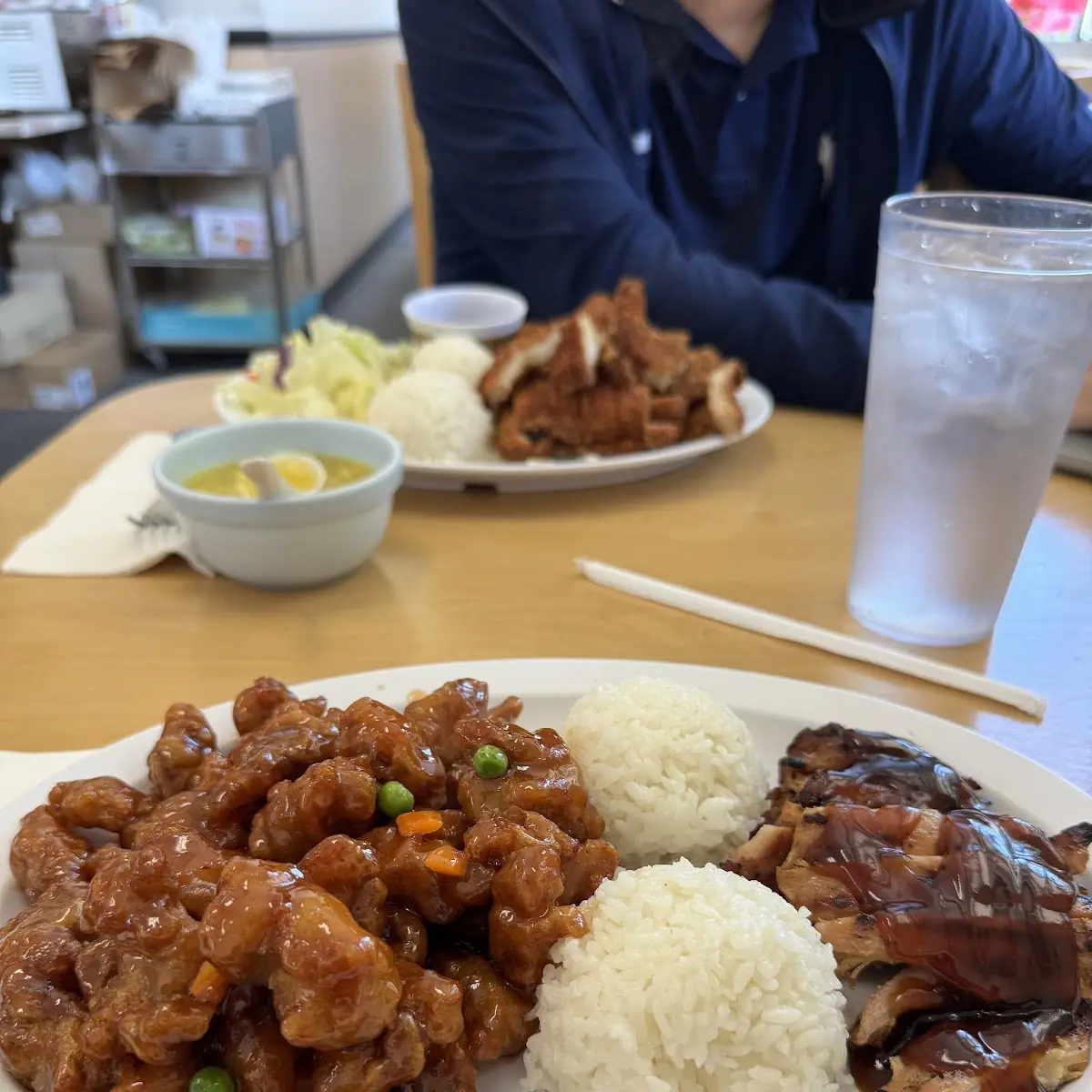 General TSO’S Chicken Lunch