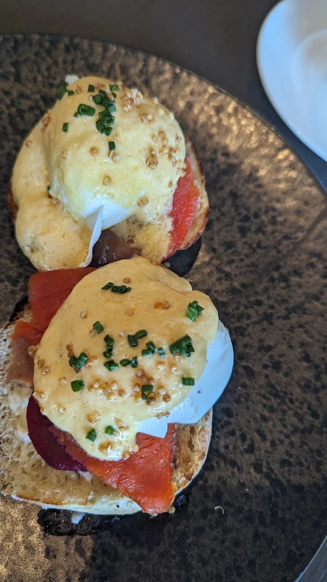 Smoked Salmon Benny, The Courtney Room