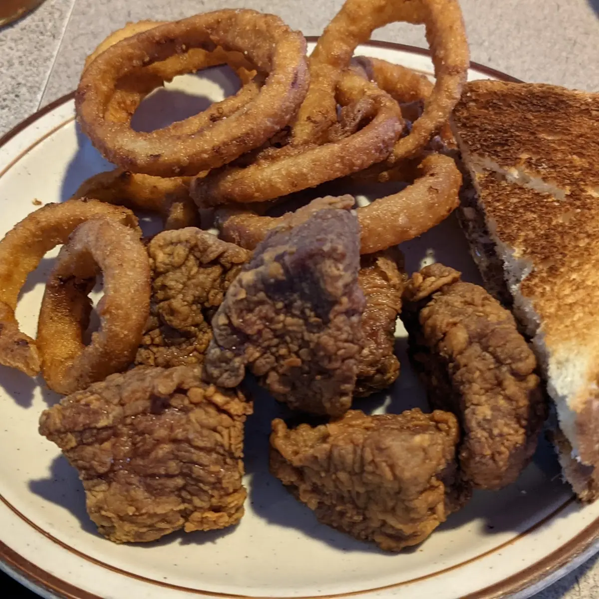 Beef Tips with Texas Garlic Toast