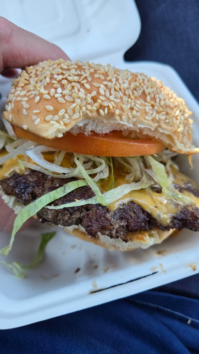 Highlights, Dyment's Burgers