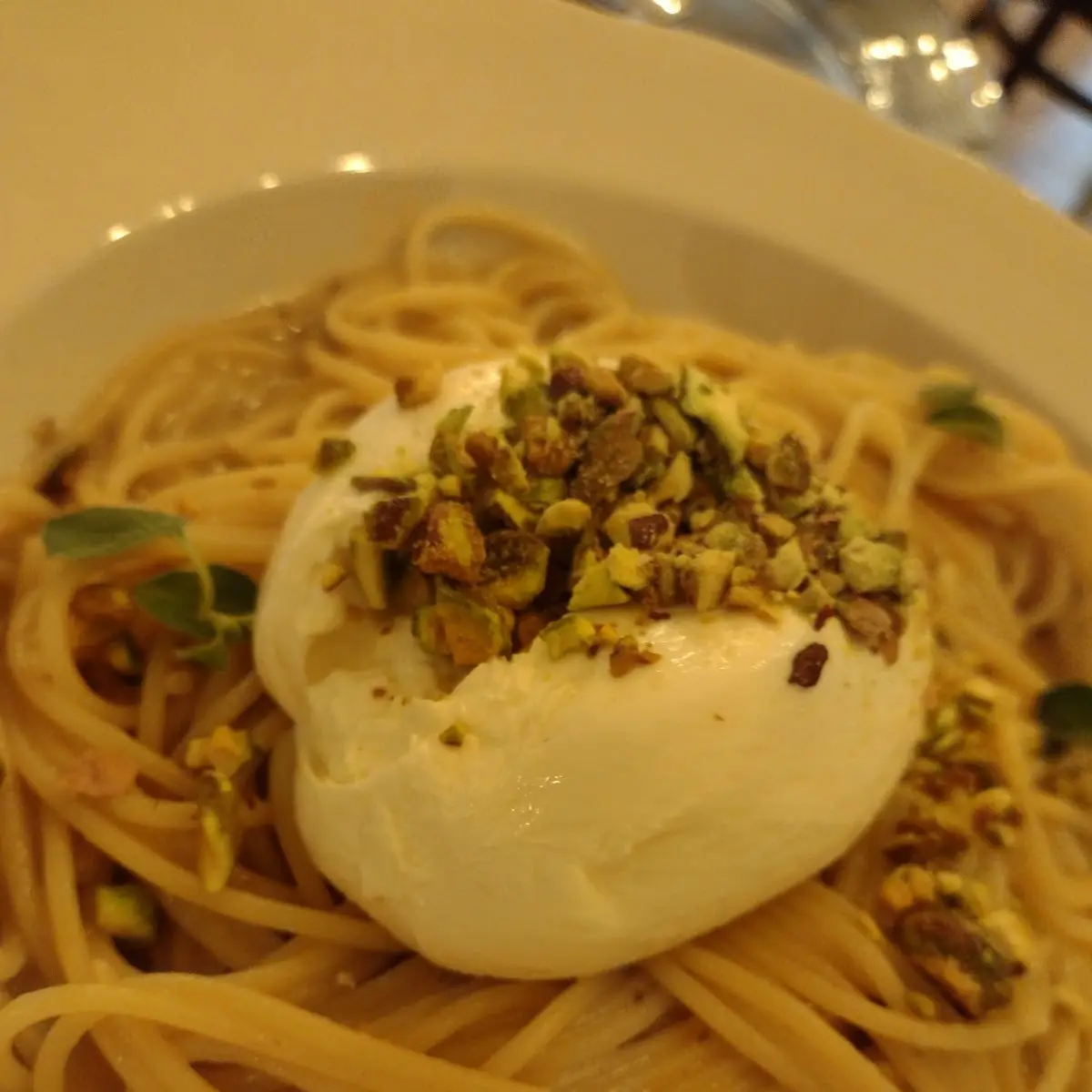 Burrata Spaghetti Carbonara