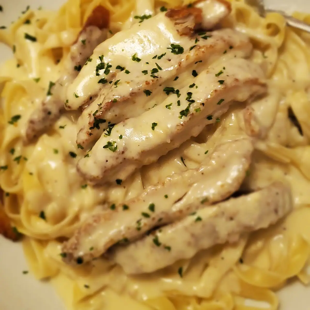 Fettuccine Alfredo