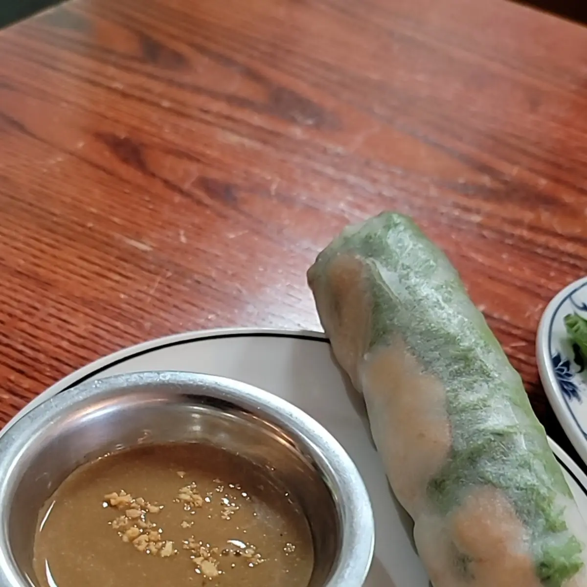 Side Spring Roll and Peanut Sauce to Dip