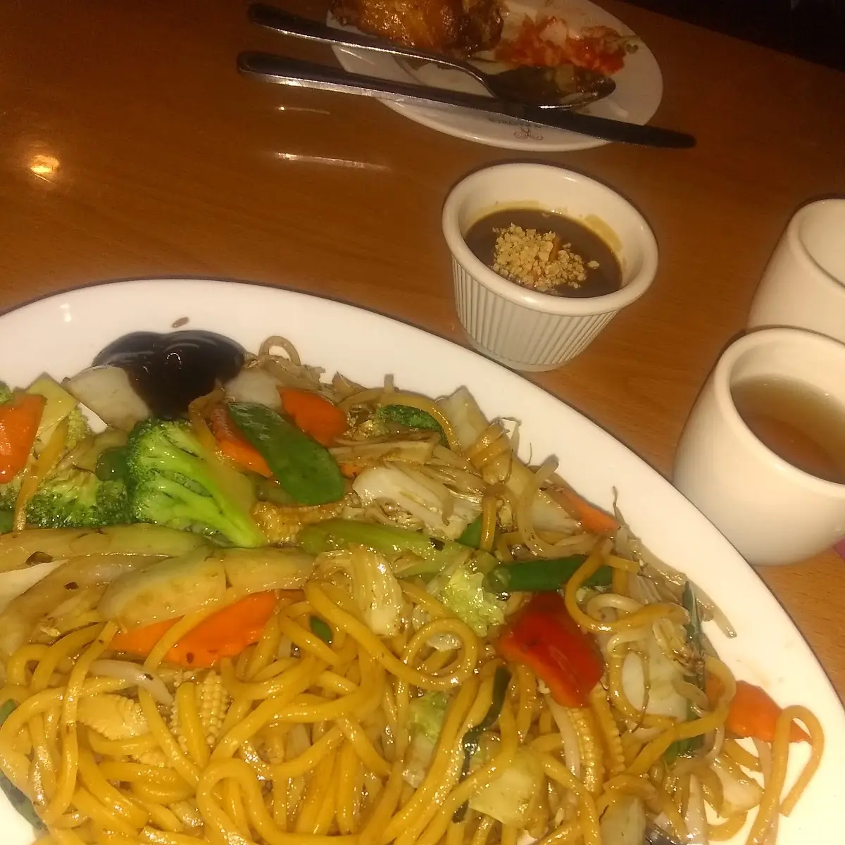 Tofu Vegetable Lo Mein