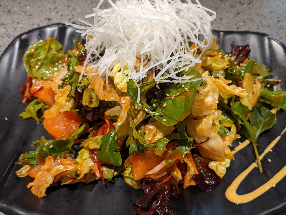 Spicy Tuna Sashimi Salad