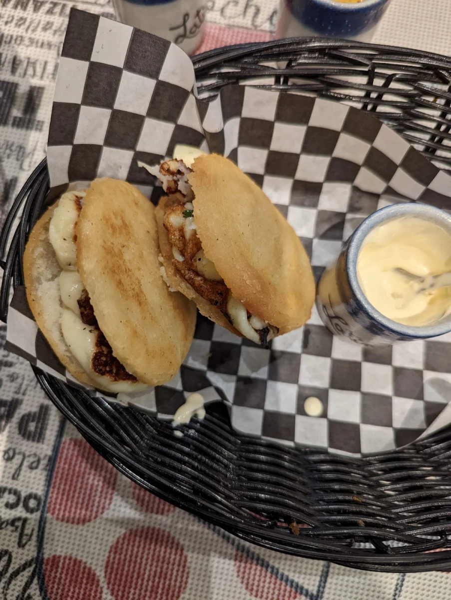 Mini Arepas with Cheese 3 Pieces