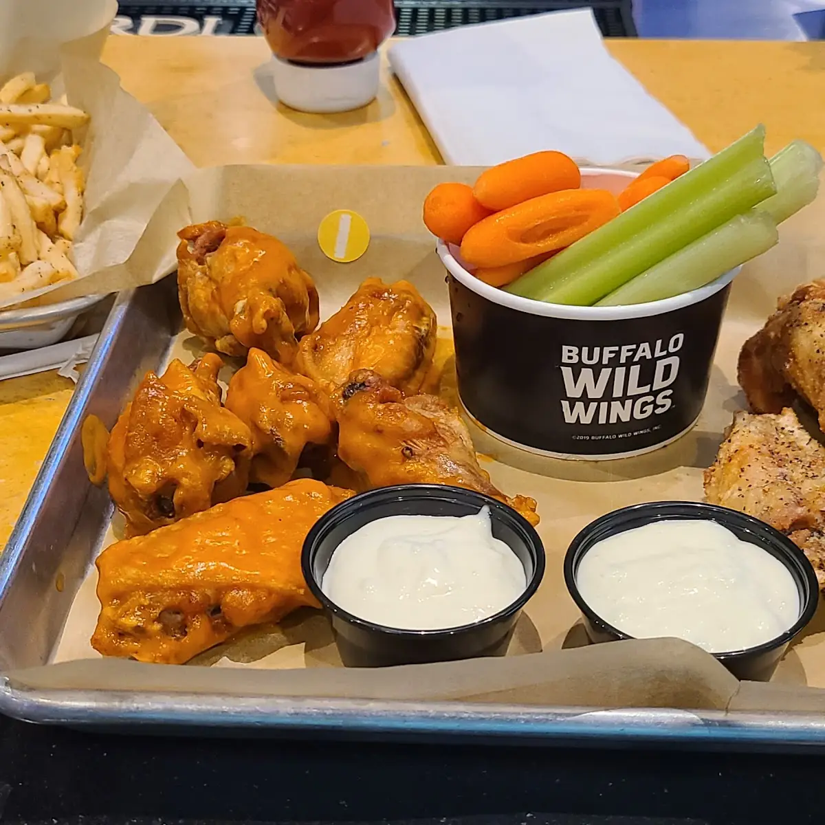 Buffalo Wings Medium and Lemon Pepper