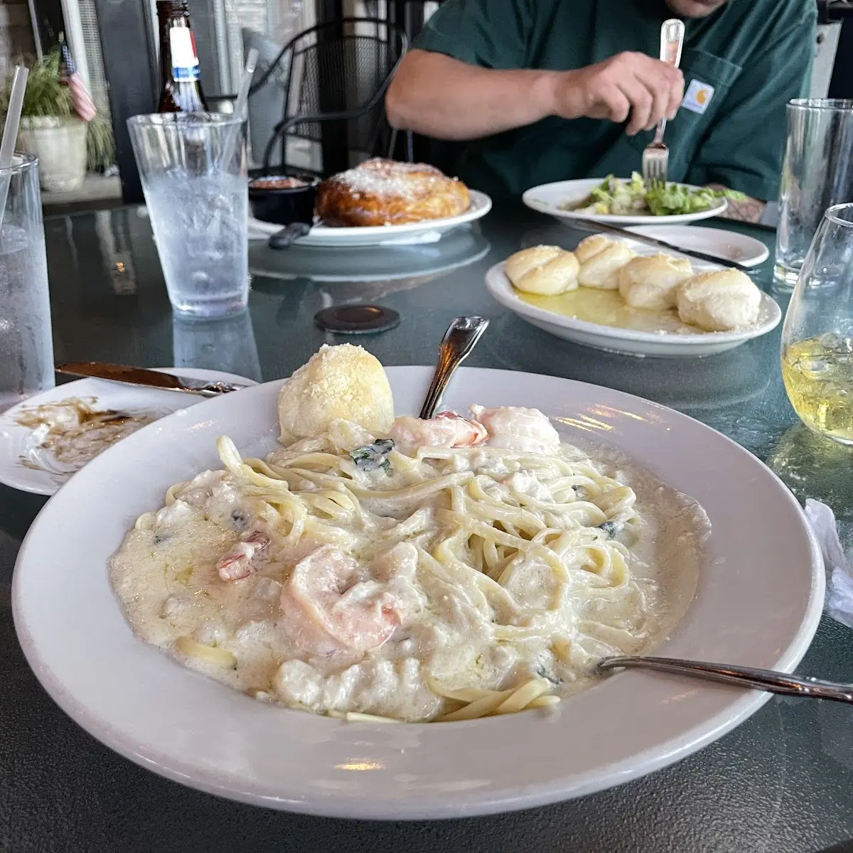 Seafood Trio Alfredo