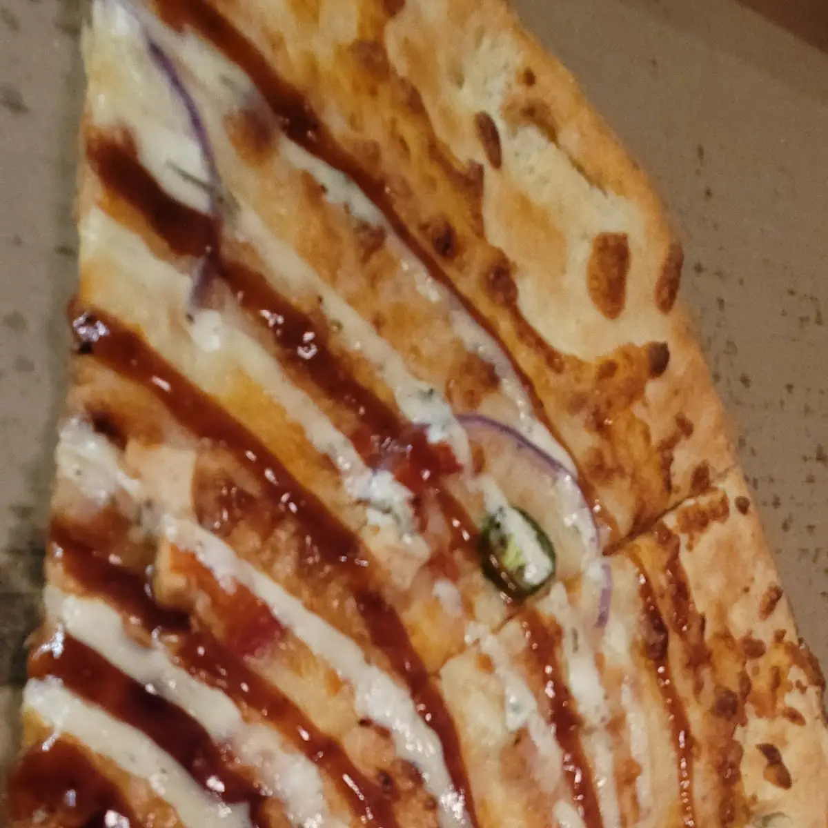 Chickenless BBQ & Ranch Chicken Pizza