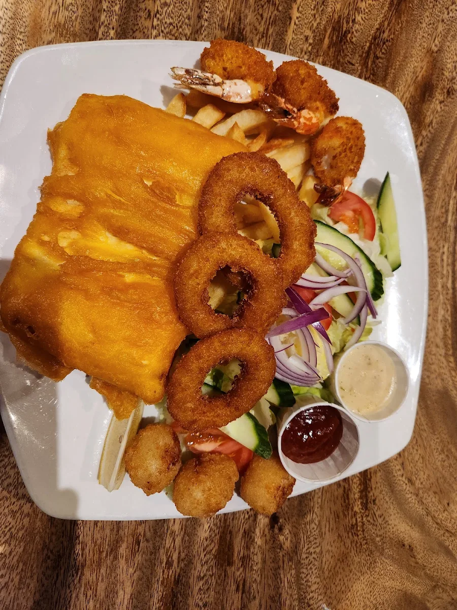 Seafood Platter Halibut, Halibut 'N' Malt Fish & Chips