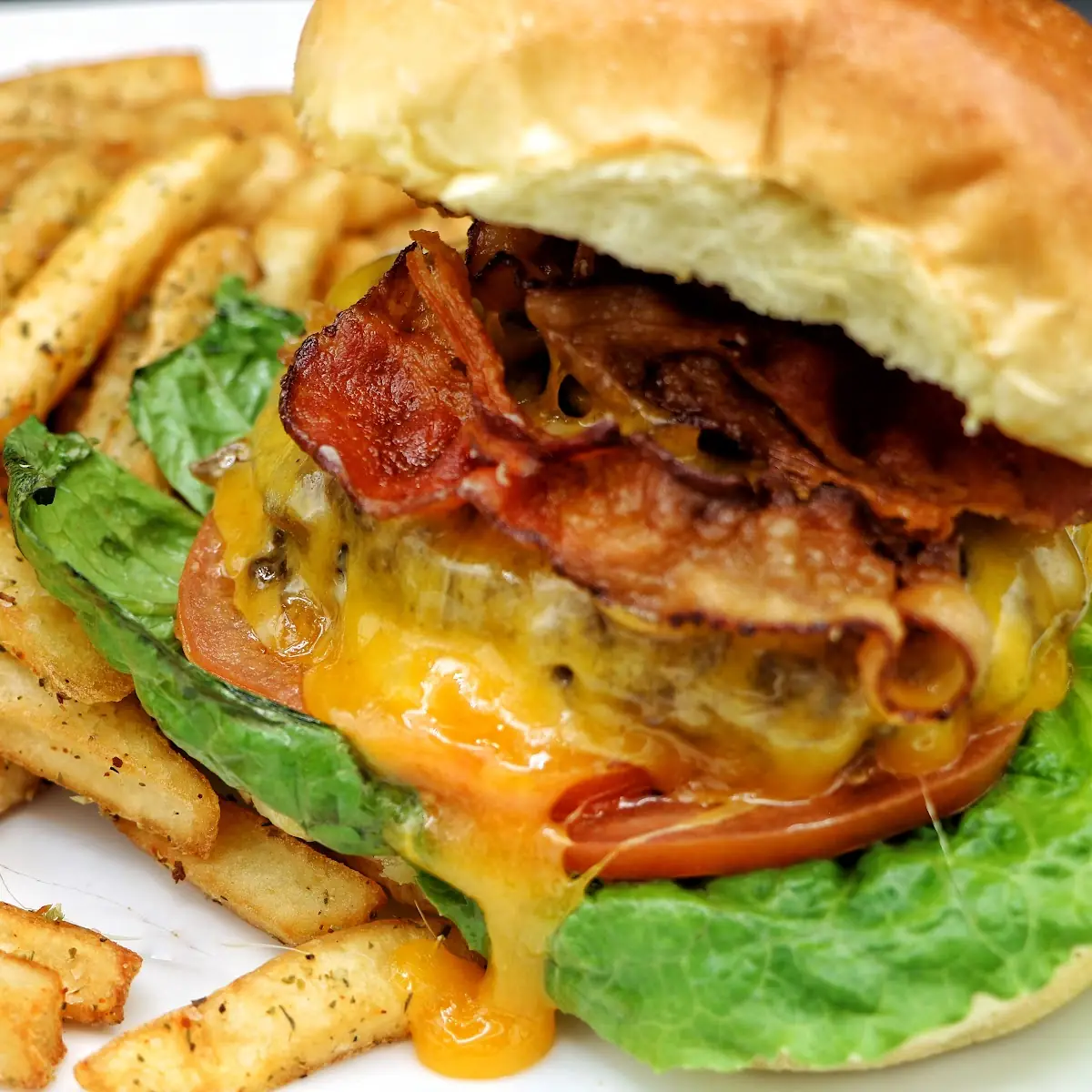 Bacon Cheeseburger