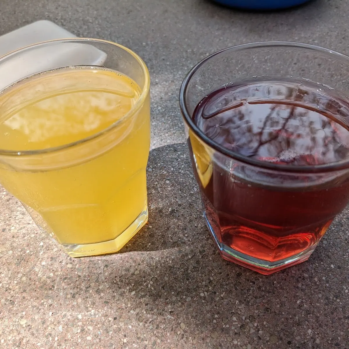 Mimosa Bar