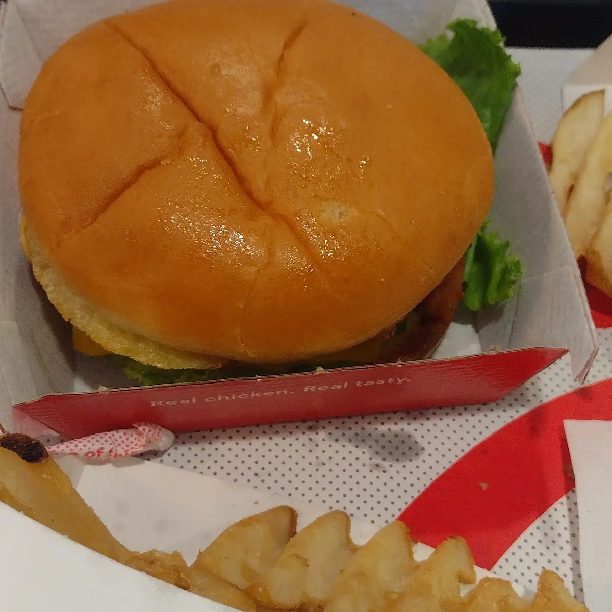 Deluxe Chicken Sandwich