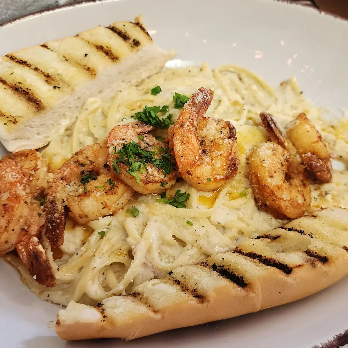 Pasta Shrimp Alfredo