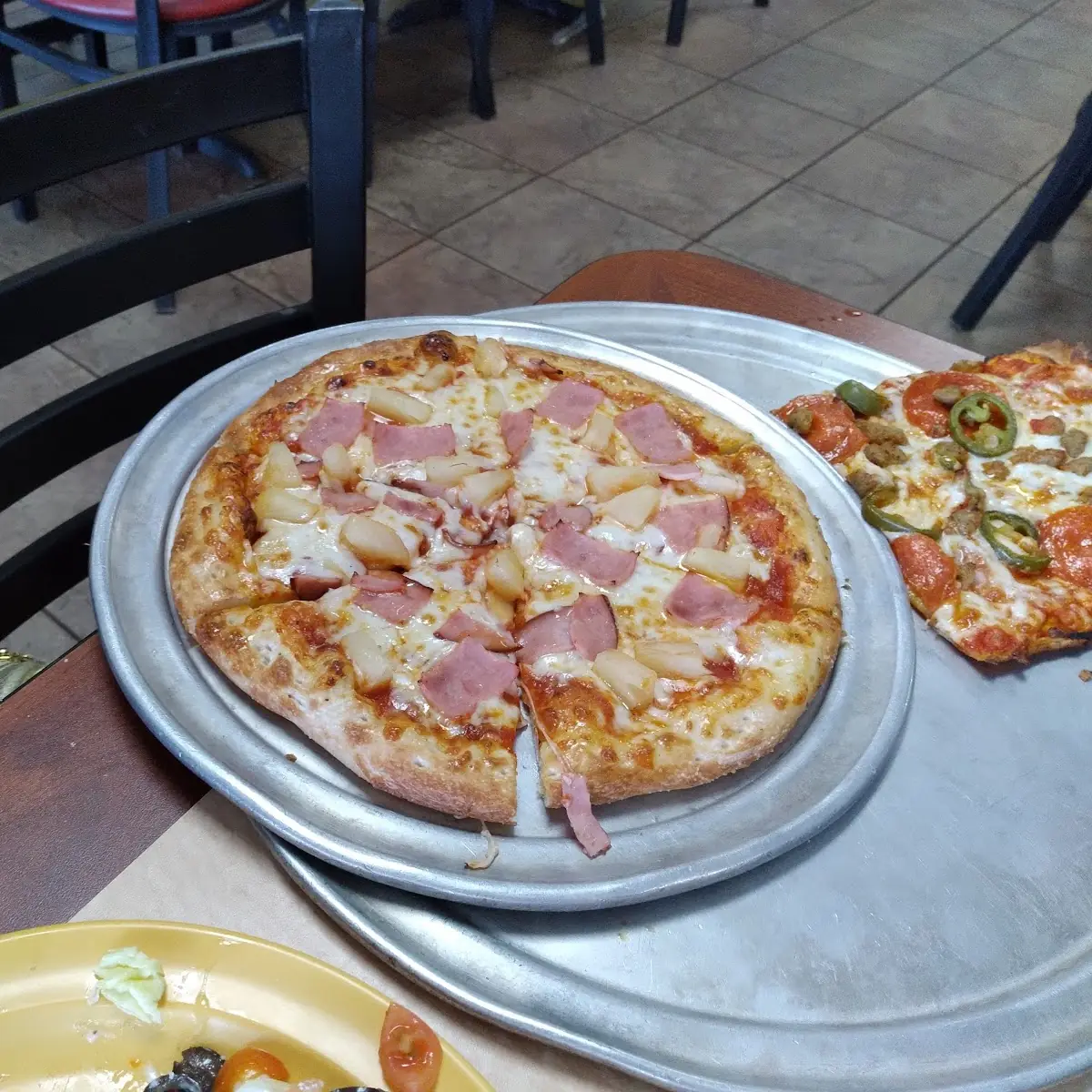 Hawaiian Pizza