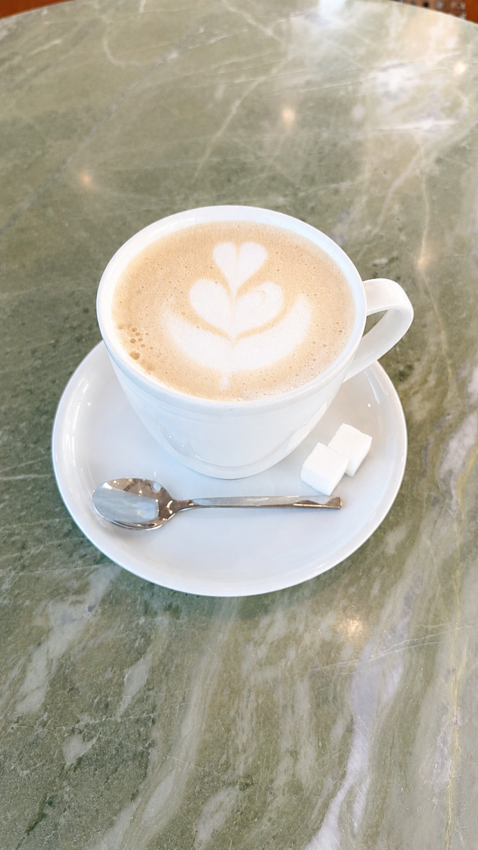 Sugar Free Vanilla Latte with Oat Milk