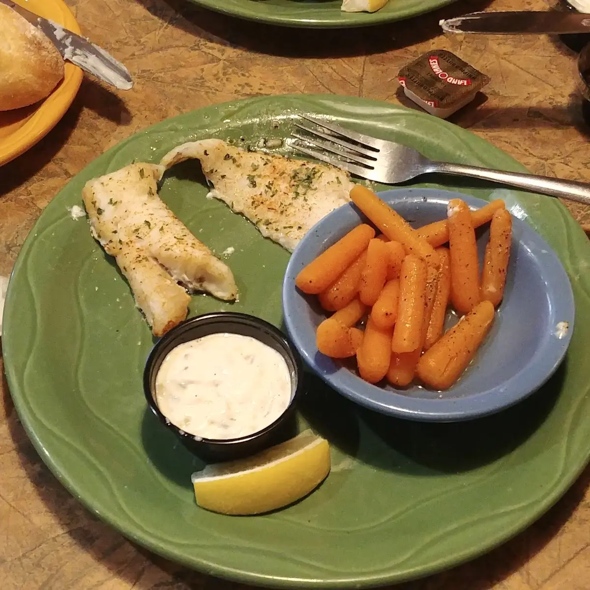 Broiled Filet Lightly Breaded Fish