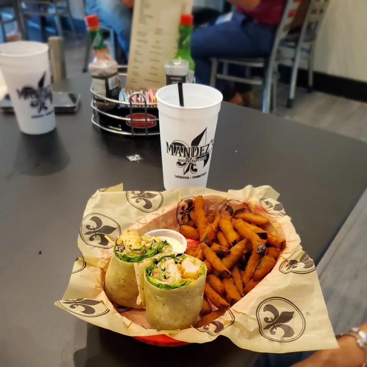 Oyster Shrimp Poboy Platter
