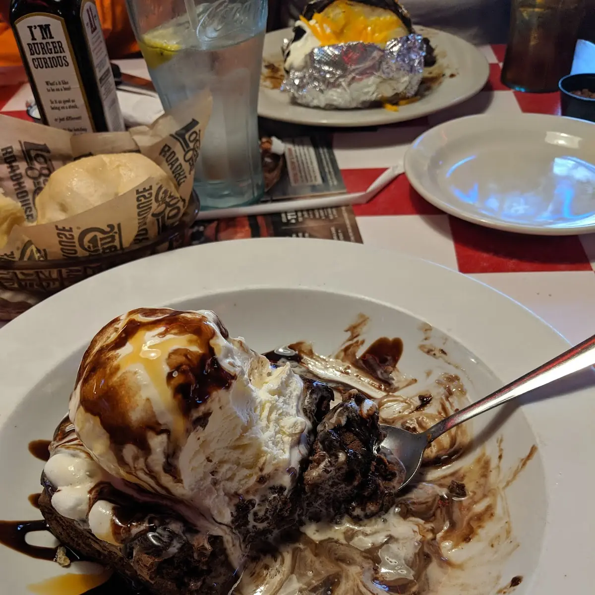 Mississippi Mud Pie Ala Mode