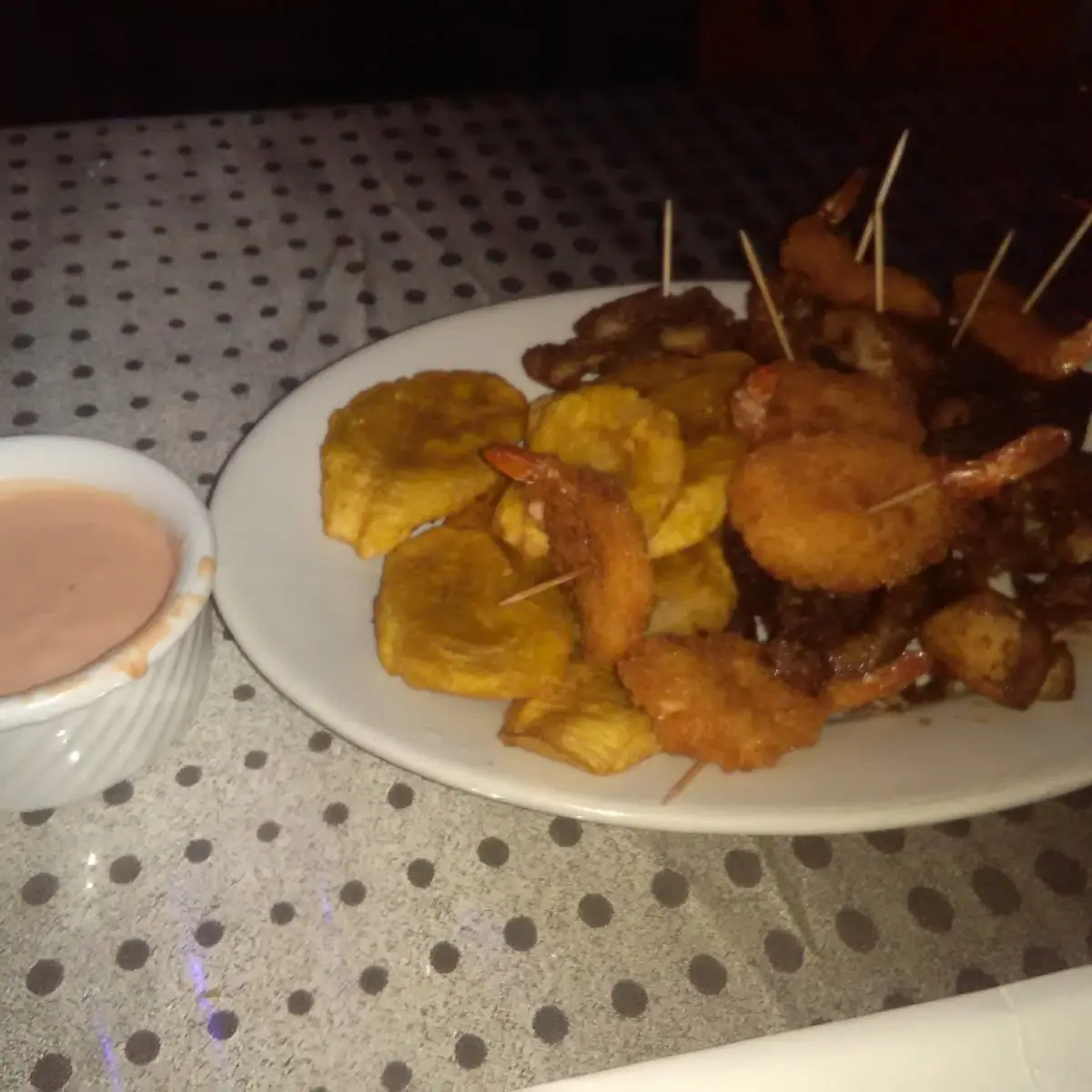 Picadera Con Camarones Empanizados