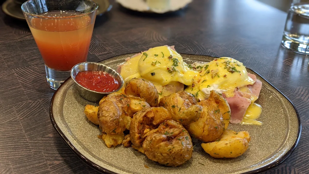 Eggs Benedict
