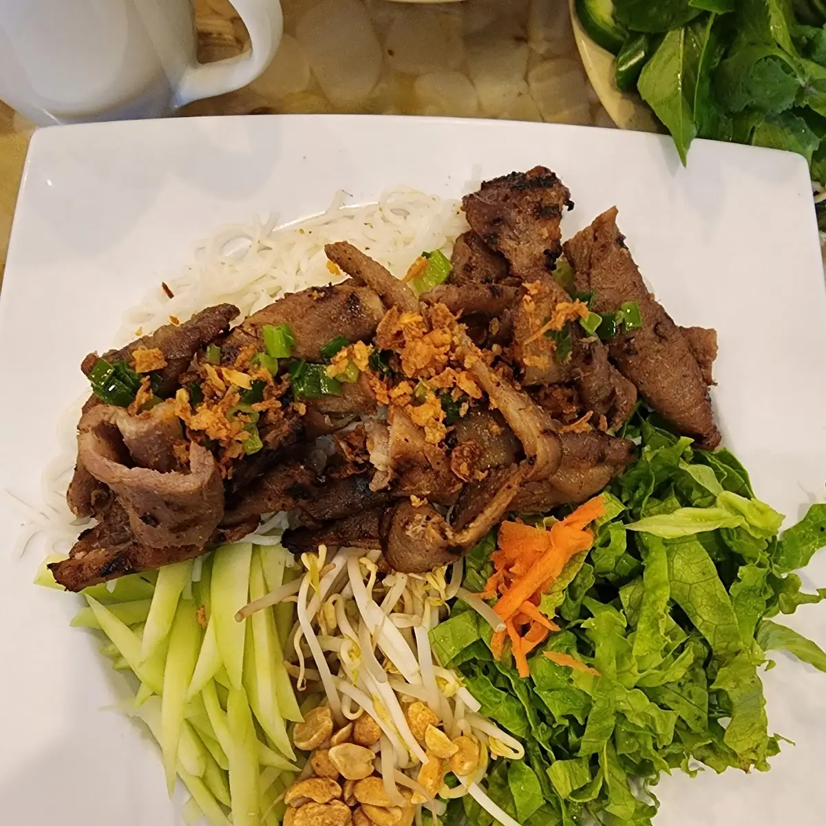 Bún Thịt Nướng