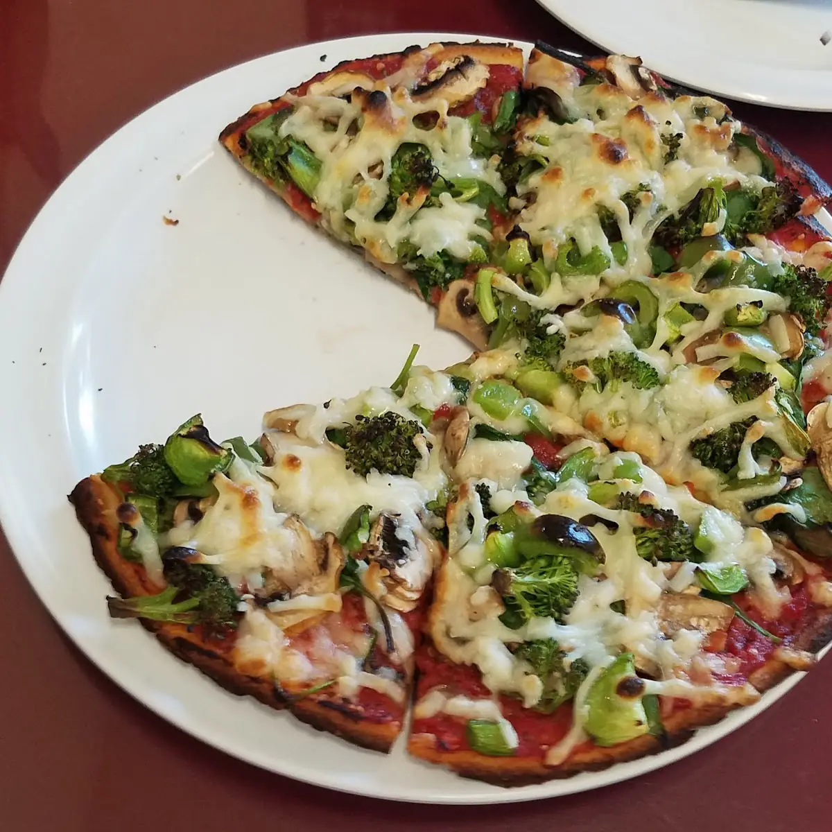 Veggie Lovers Pizza w Vegan Cheese