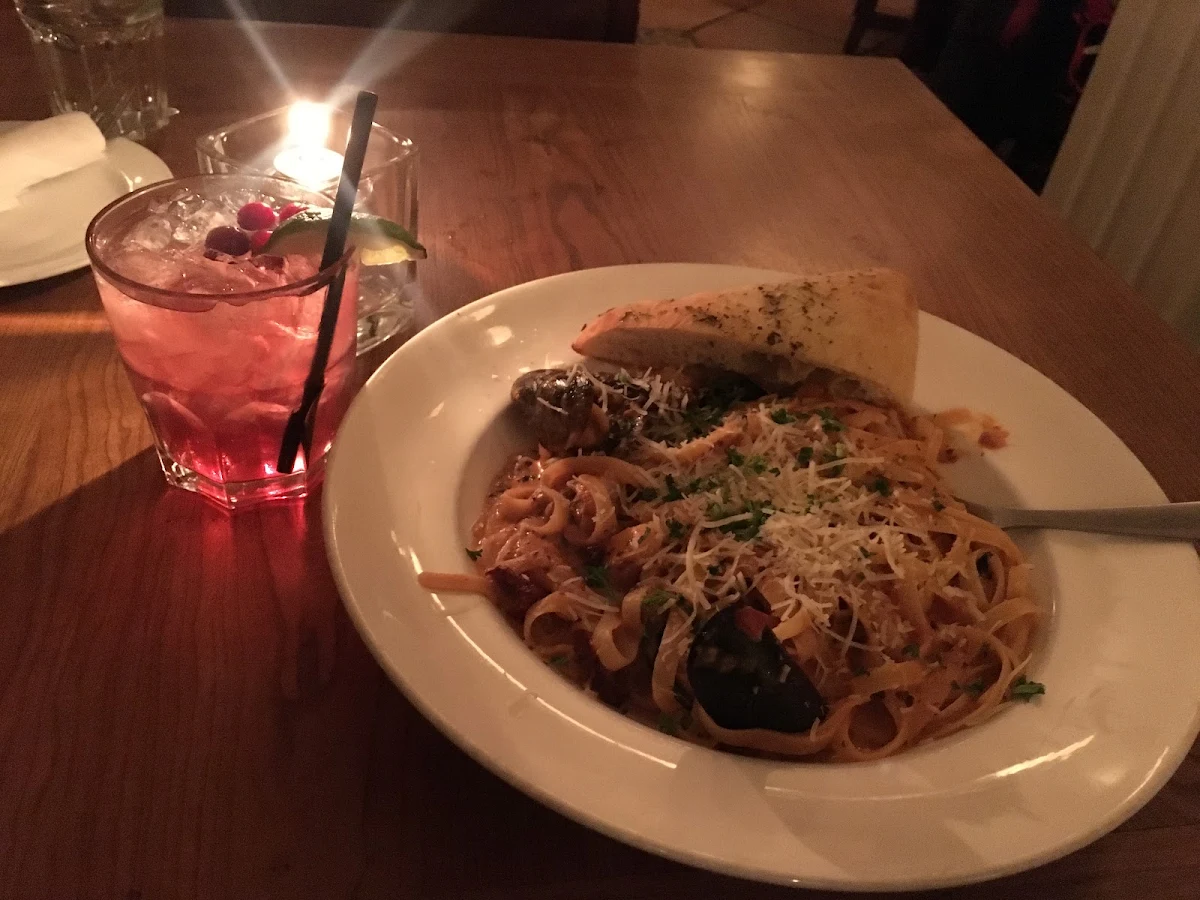 Fettuccine Scallops, Giorgio's Cuccina