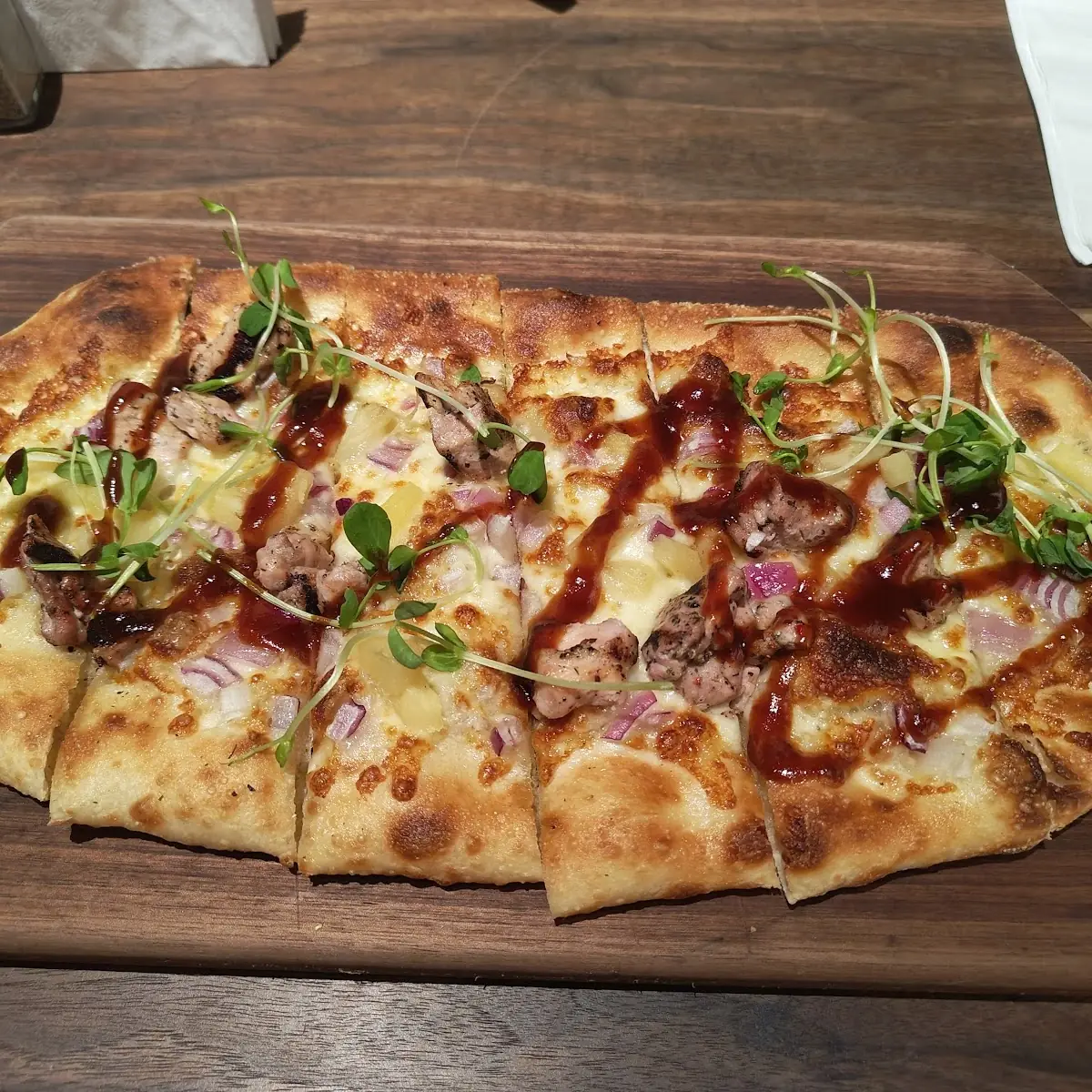 Hawaiian Flat Bread, Glasstown Brewing Company