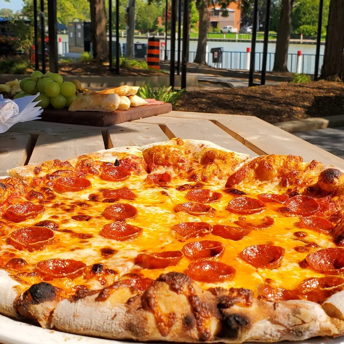 Pepperoni & Cheese Pizza, Glasstown Brewing Company