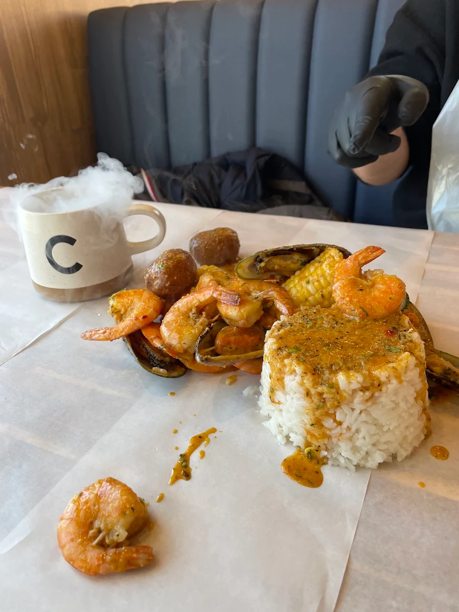 Highlights, CRAB BOIL
