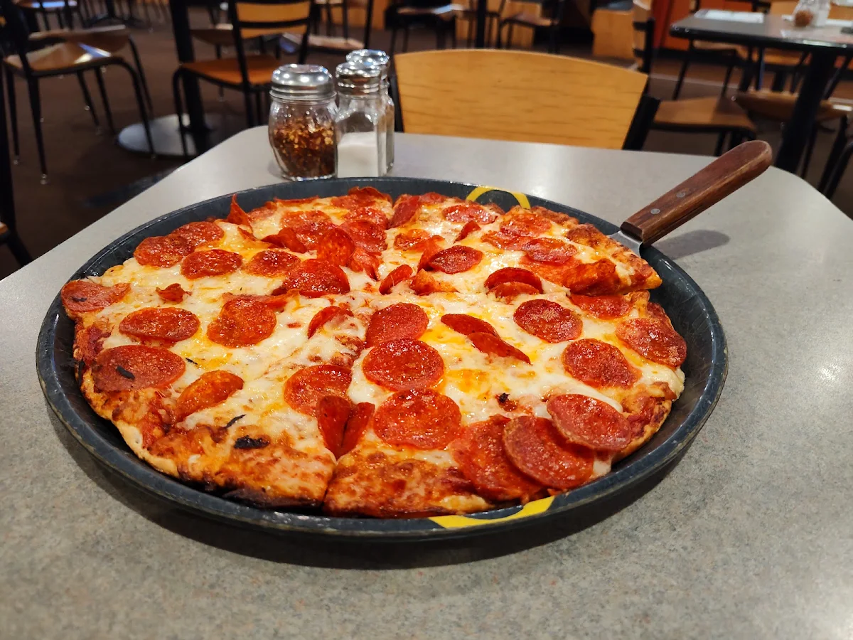 Small Pepperoni Pizza