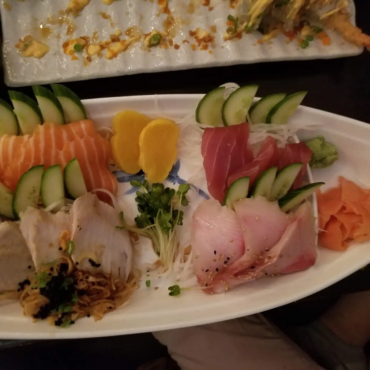 Sashimi Deluxe -12pcs Chef Choice