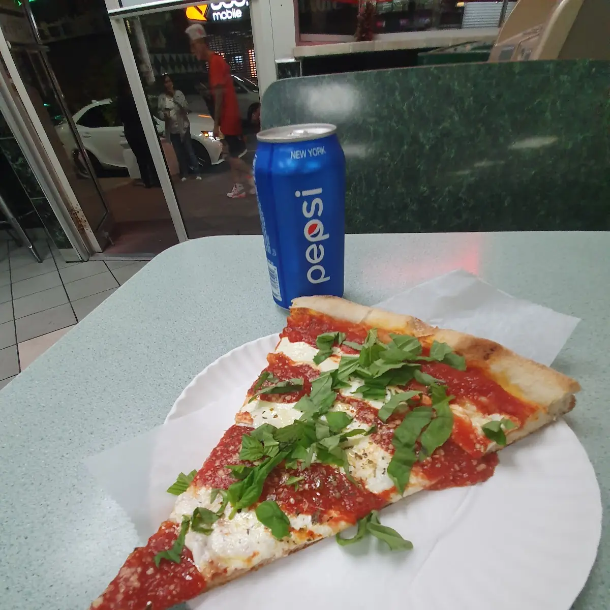 Pesto and Tomato Pizza Slices