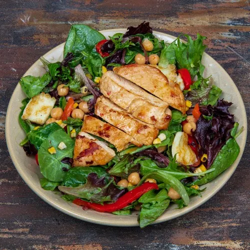 Grilled Chicken and Halloumi Salad