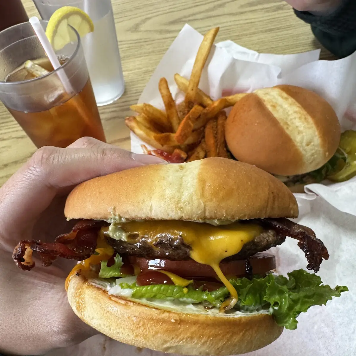 Guacamole Bacon Cheese Burger