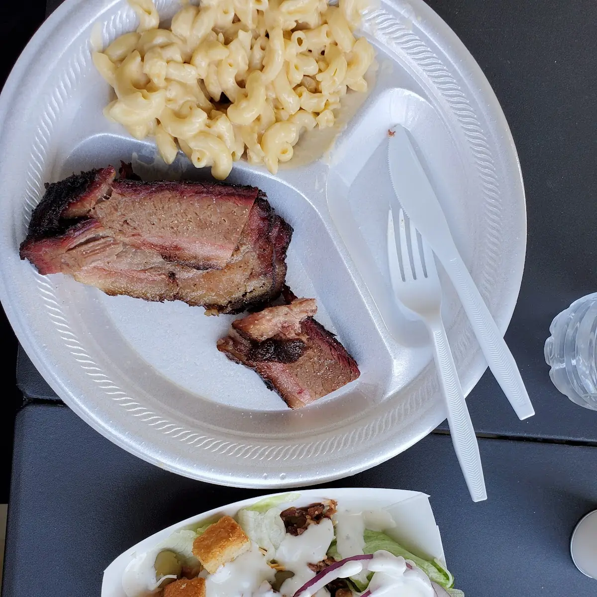 Brisket Plate with Macaroni and Cheese