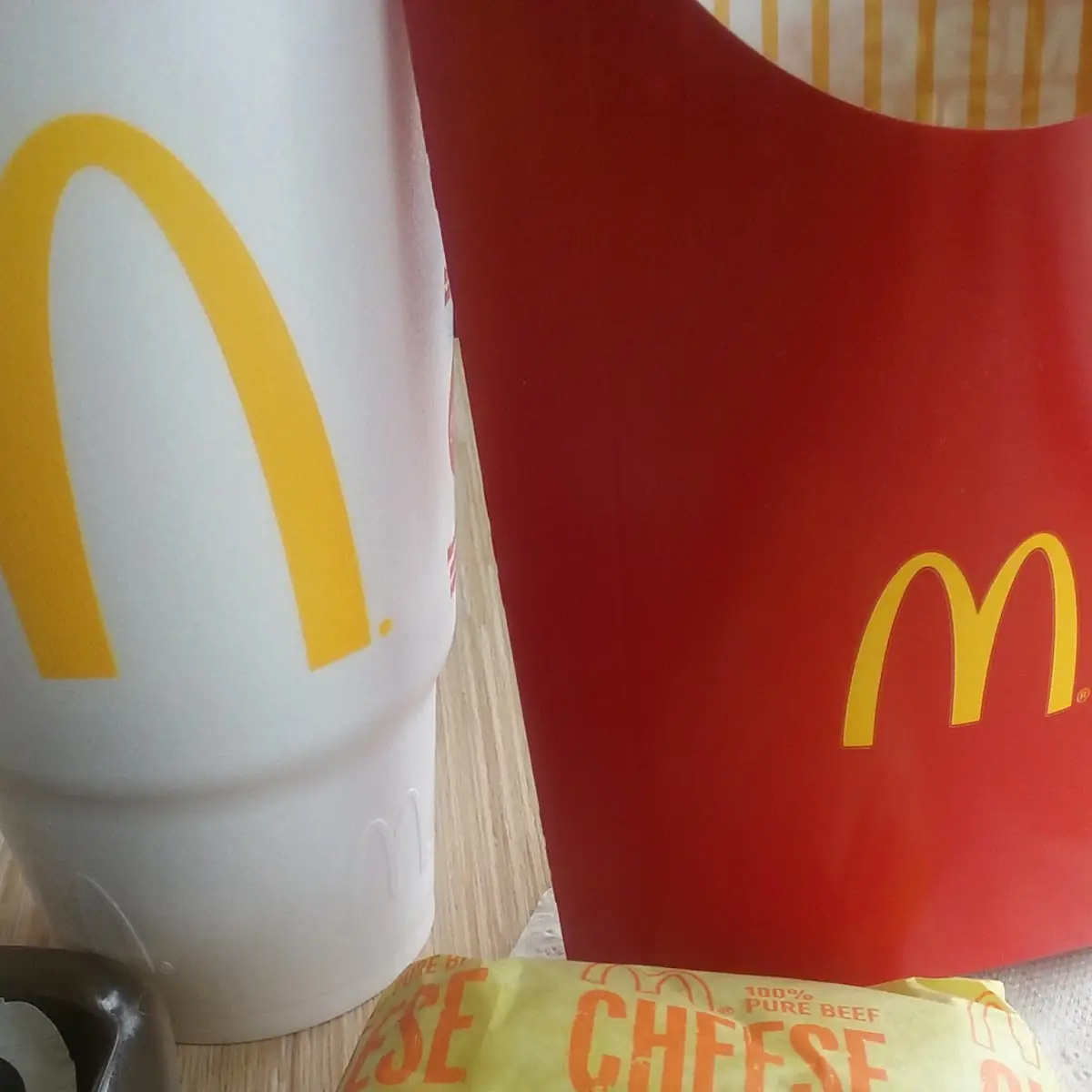 Happy Meal Cheeseburger