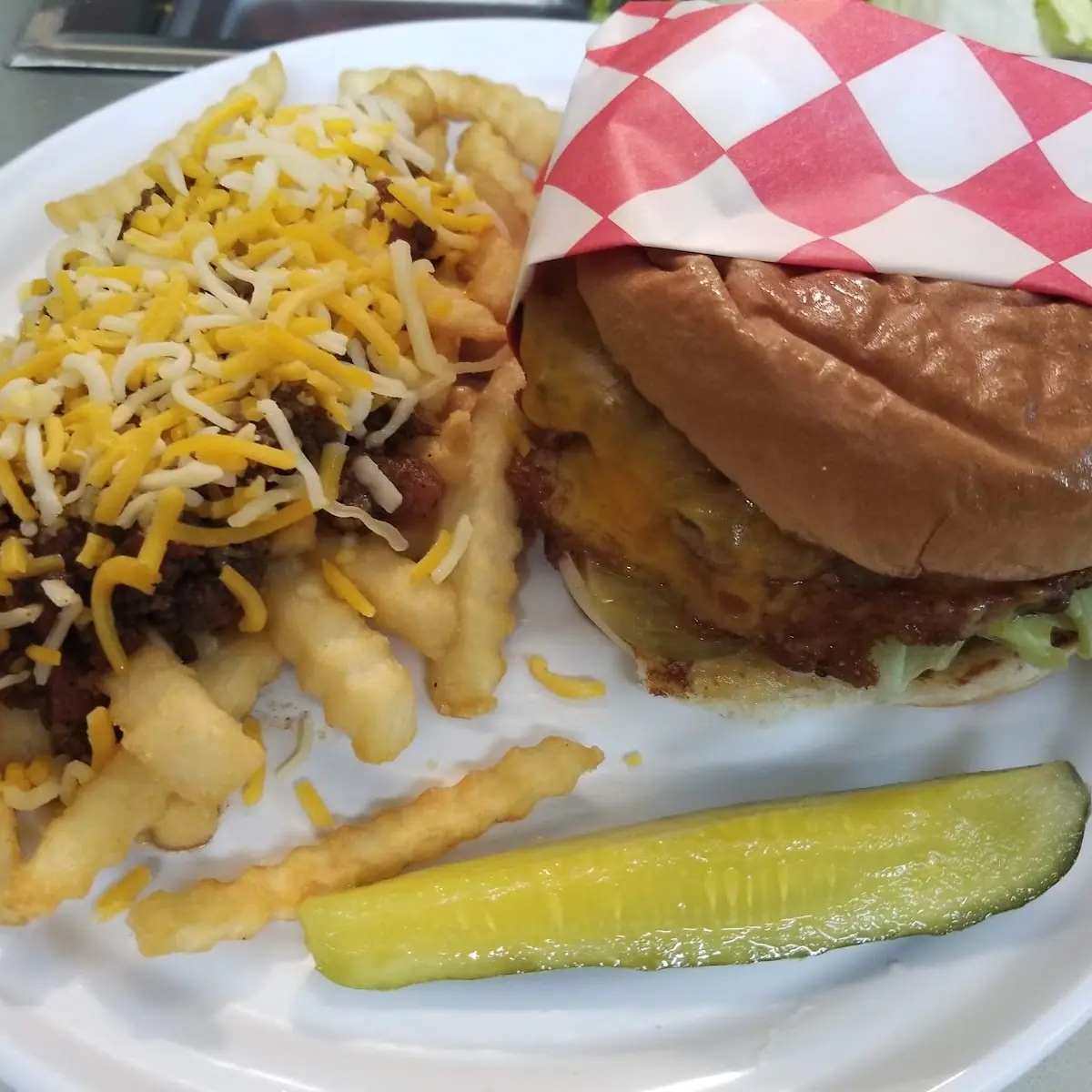 Cheeseburger & Chili Cheese Fries