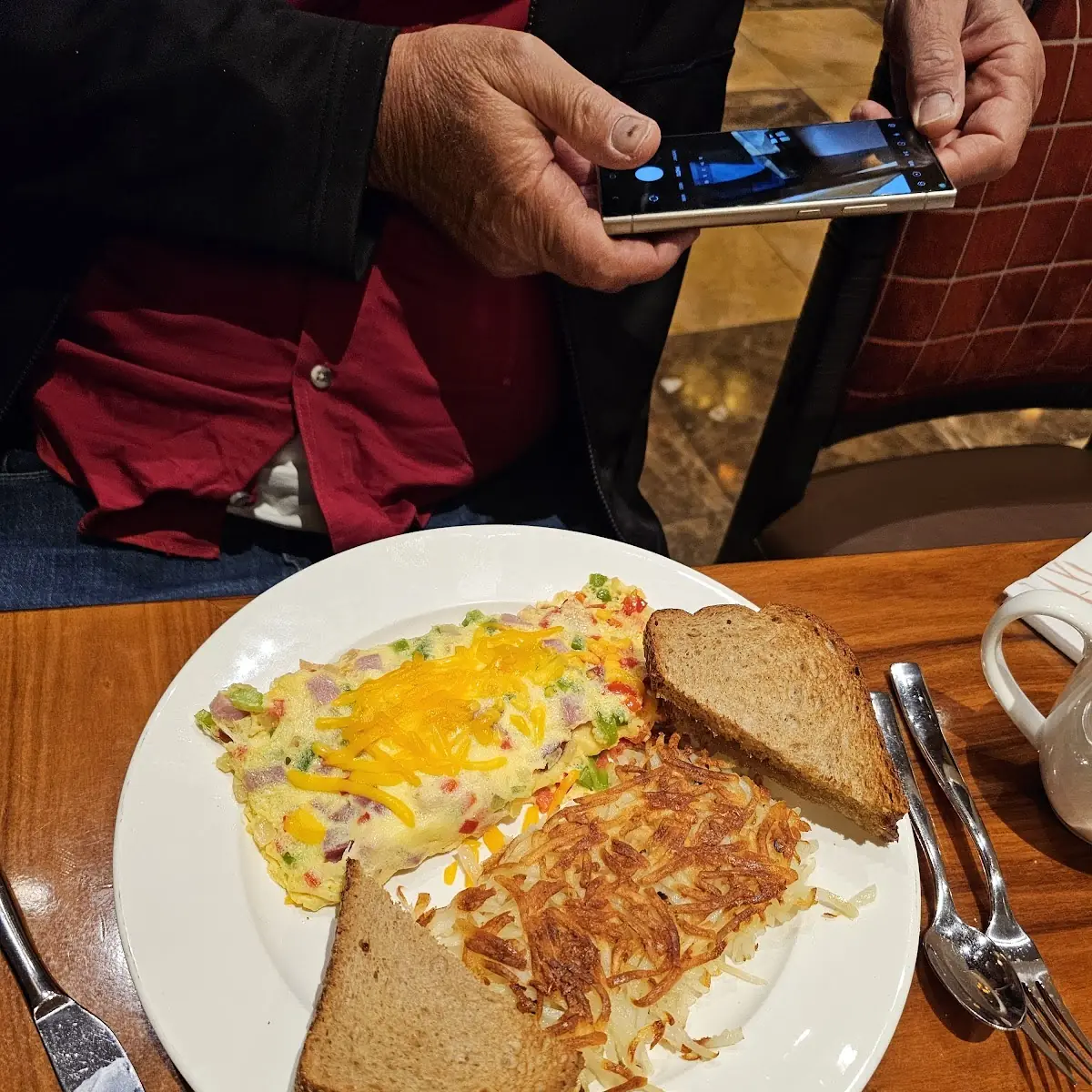 Denver Cheddar Omelet