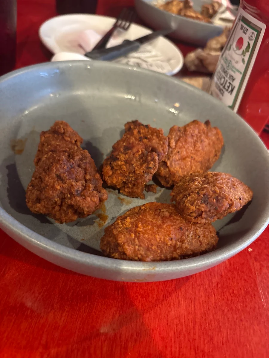 Spicy Plant-Based Wings, St. Louis Bar & Grill