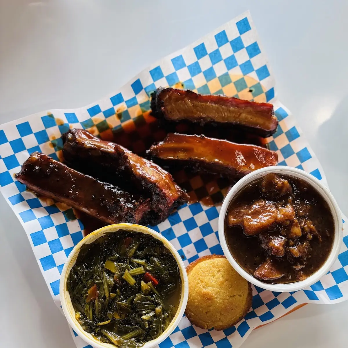 Sampler Plate - 2 Ribs Sliced Brisket Pulled Pork 2 Rib Tips 2 Fried Tenders or 1 Piece of Chicken
