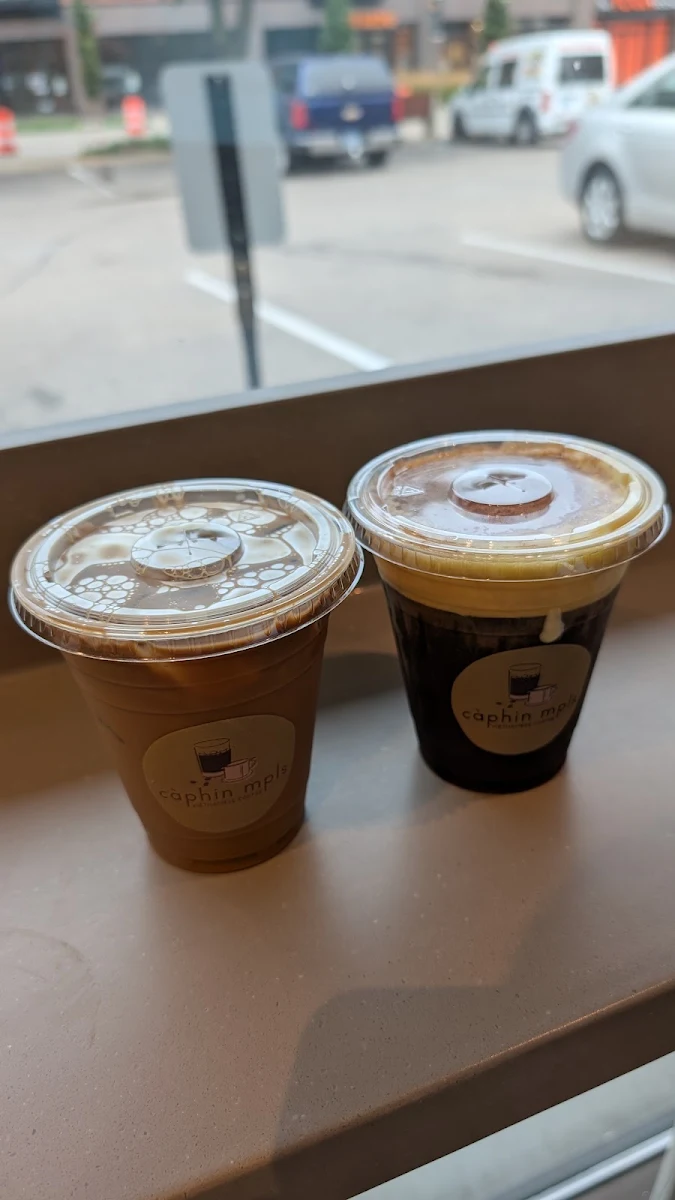 Iced CA Phe Sua and CA Phe Trung