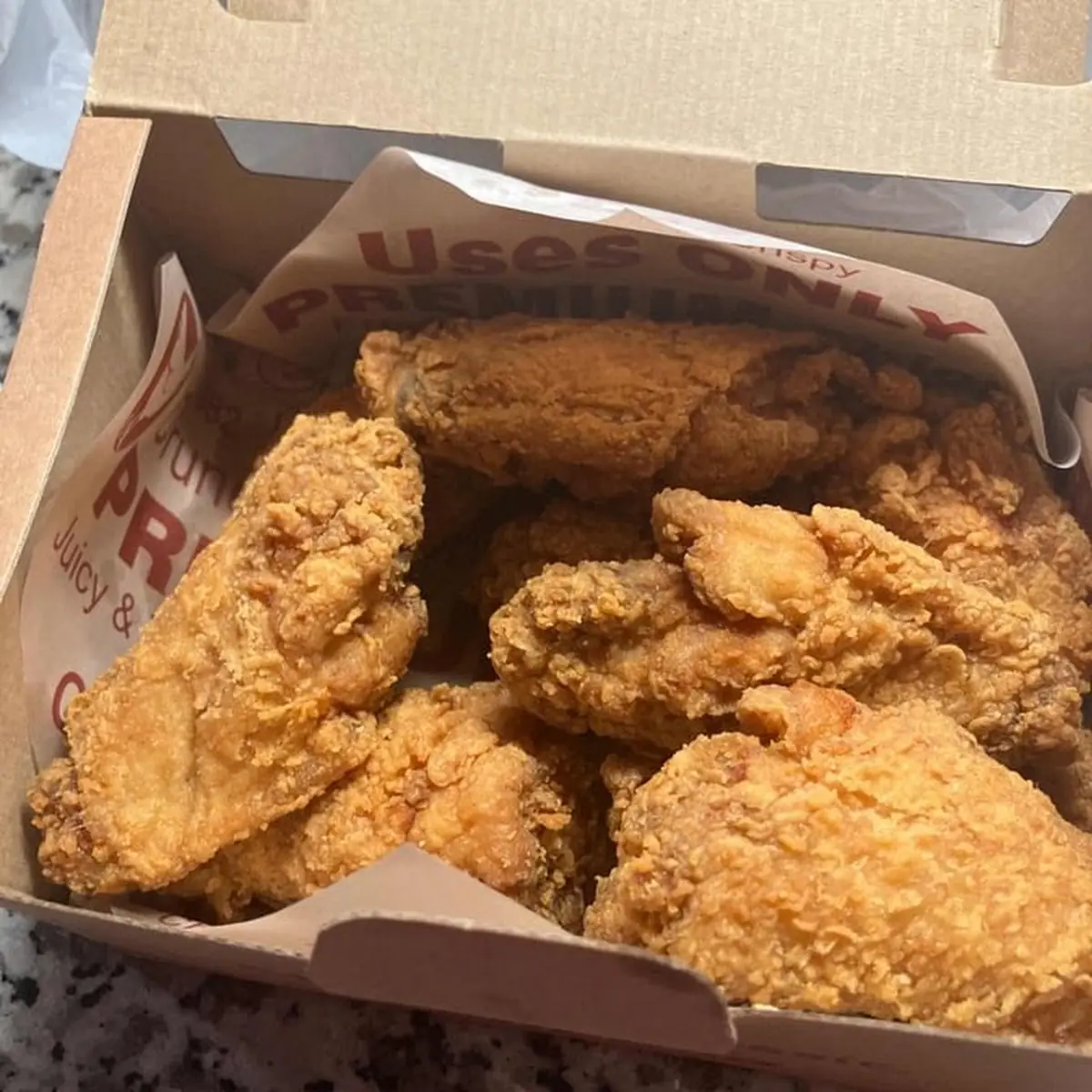 Crispy Golden Fried Chicken Pieces
