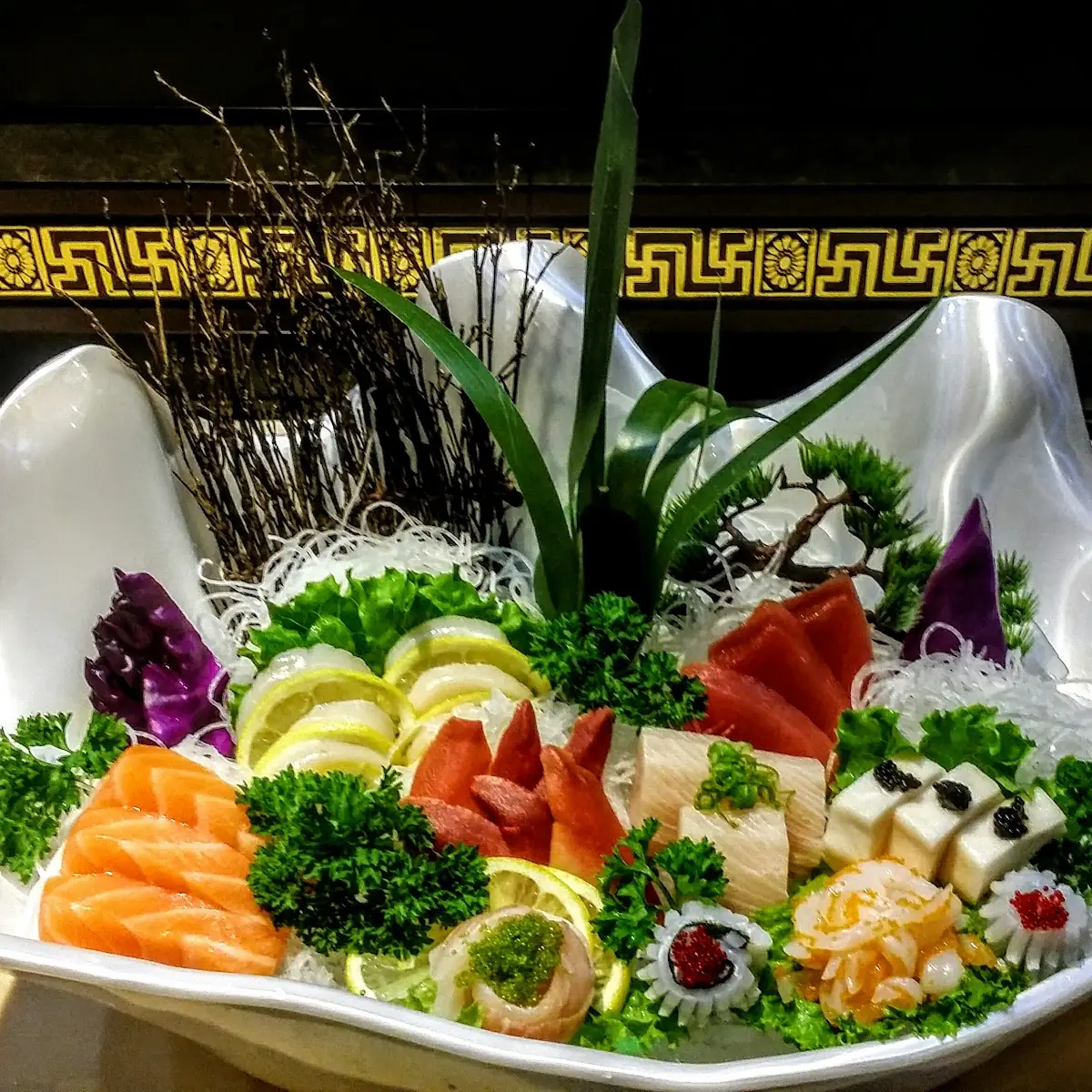 Chef Choice Sashimi Combo