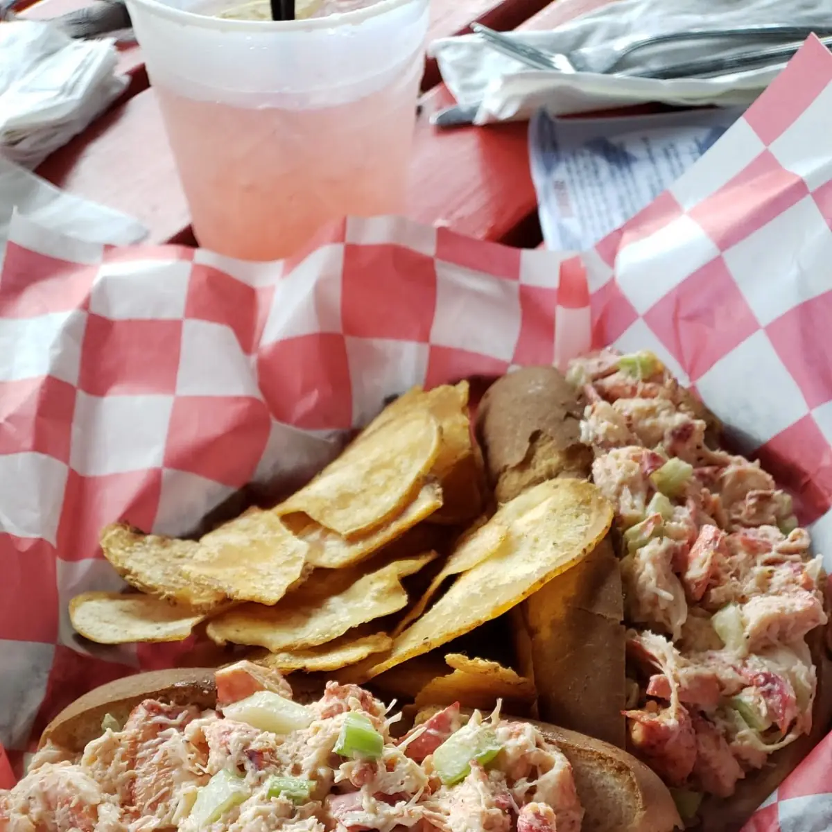 Lobster Roll with Side Fries